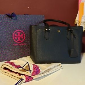 Tory Burch Robinson Tote Small Black